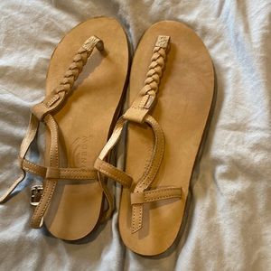 Tan buckle Rainbow Sandals